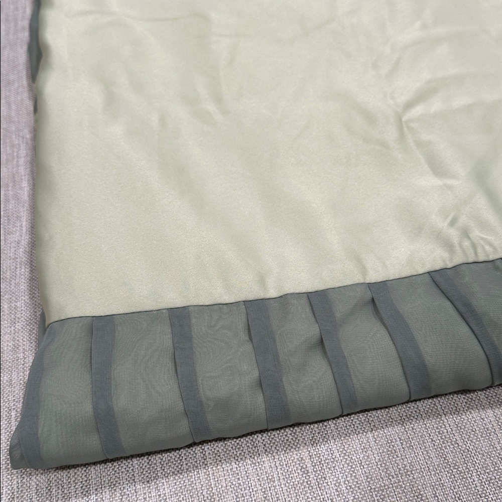 🎋🚿 Zen Green Nicole Miller New York Fabric Shower Curtain - Picture 4 of 13